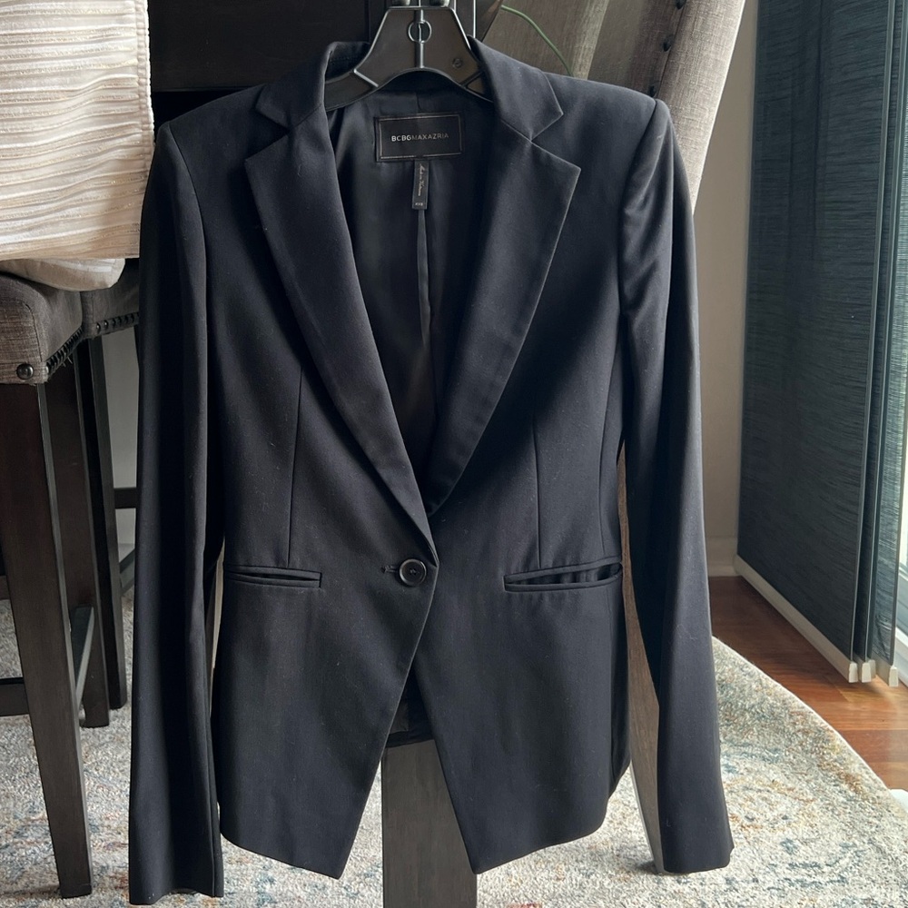 BCBGMaxAzria Black Tailored Single-Button Blazer